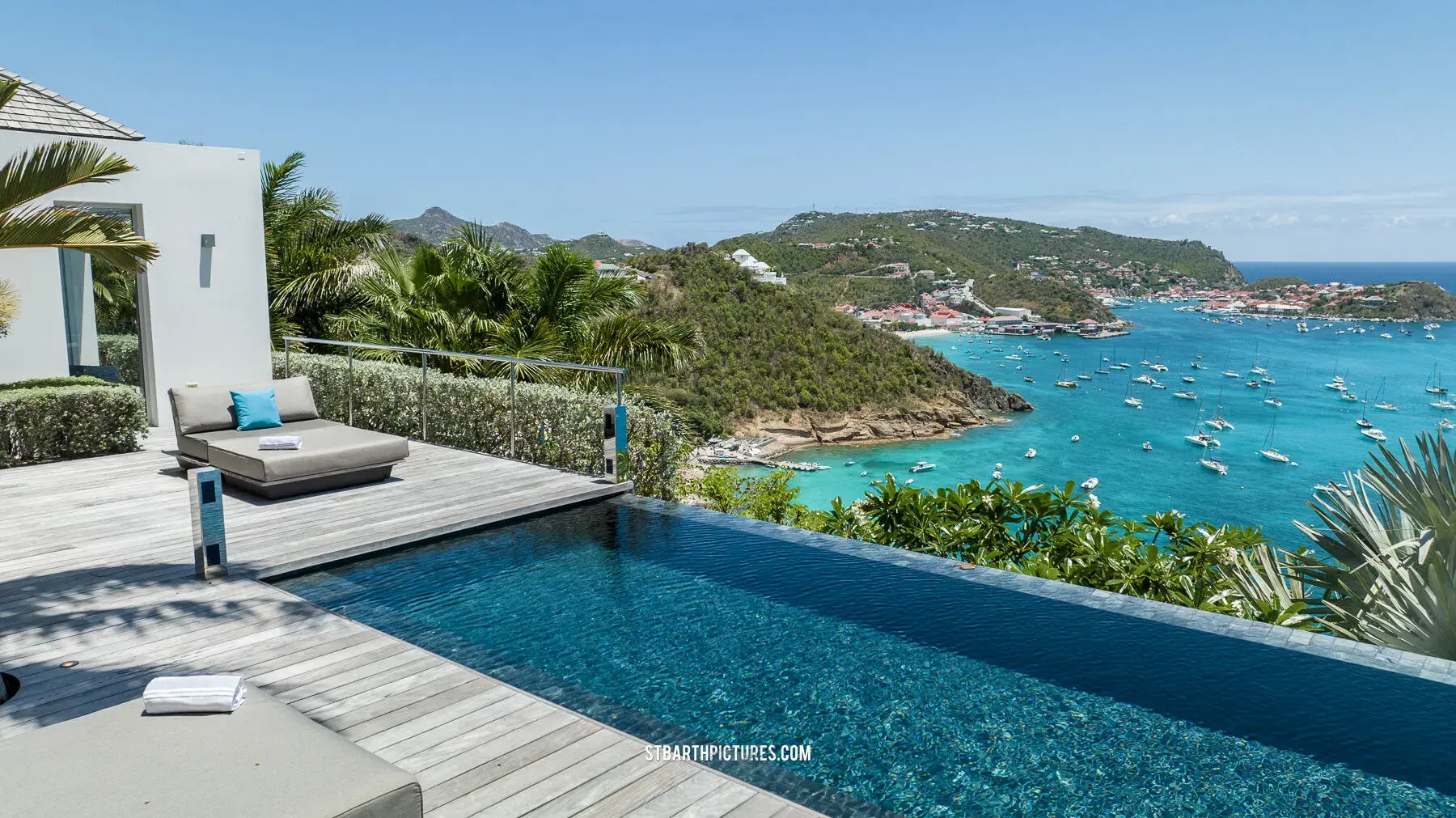 Villa Utopic thumb 2