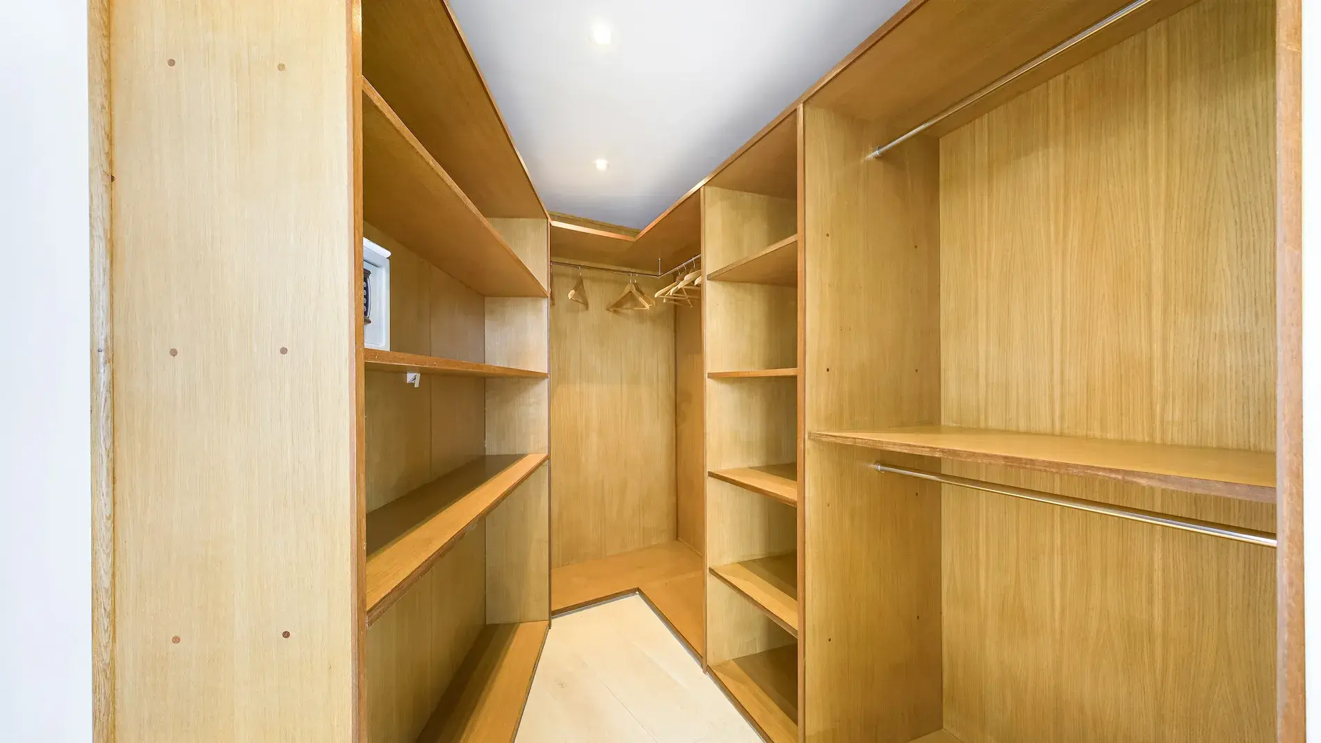 Villa Arrow Marine thumb 26