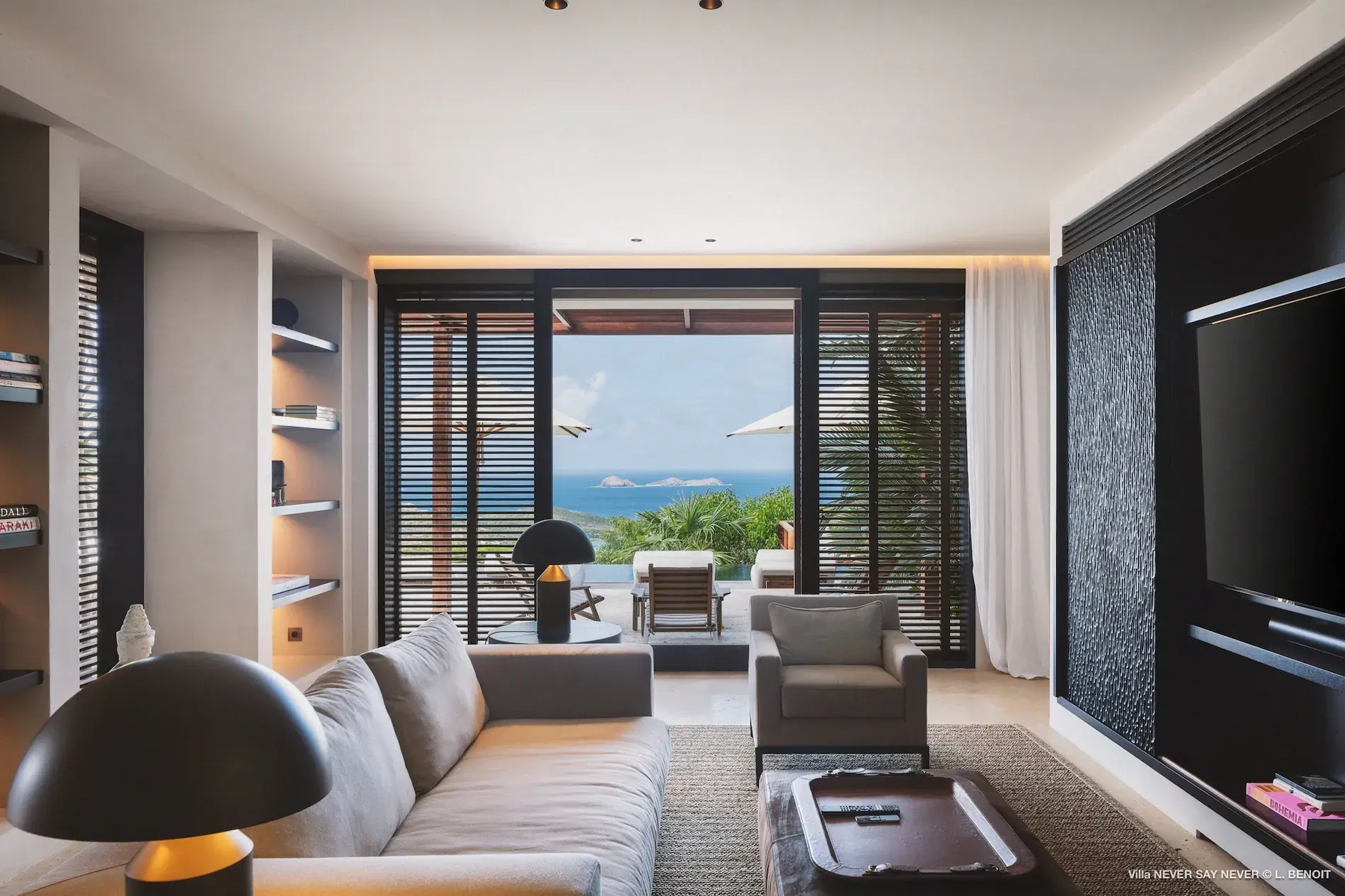 Villa Never Say Never thumb 8