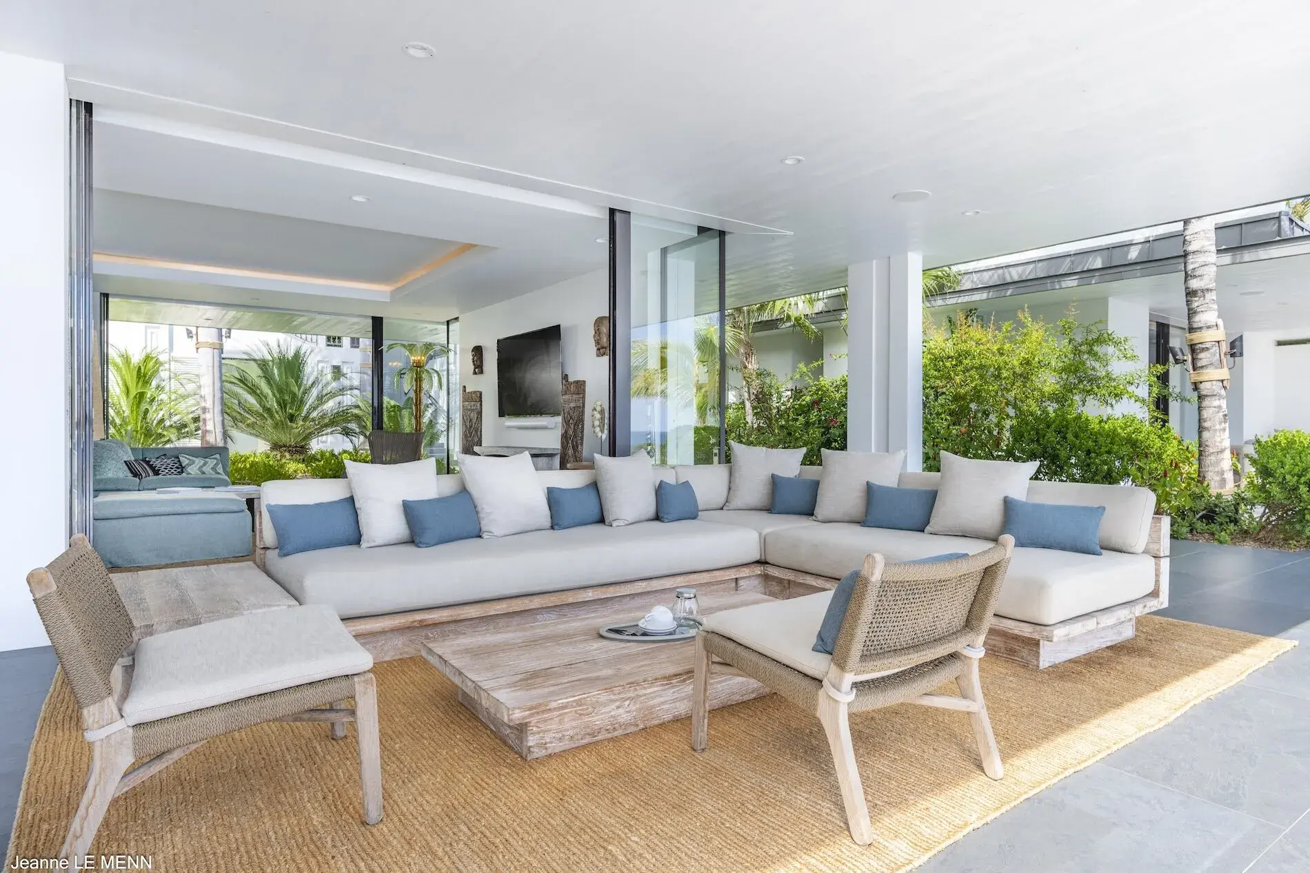 Villa Roxane thumb 21