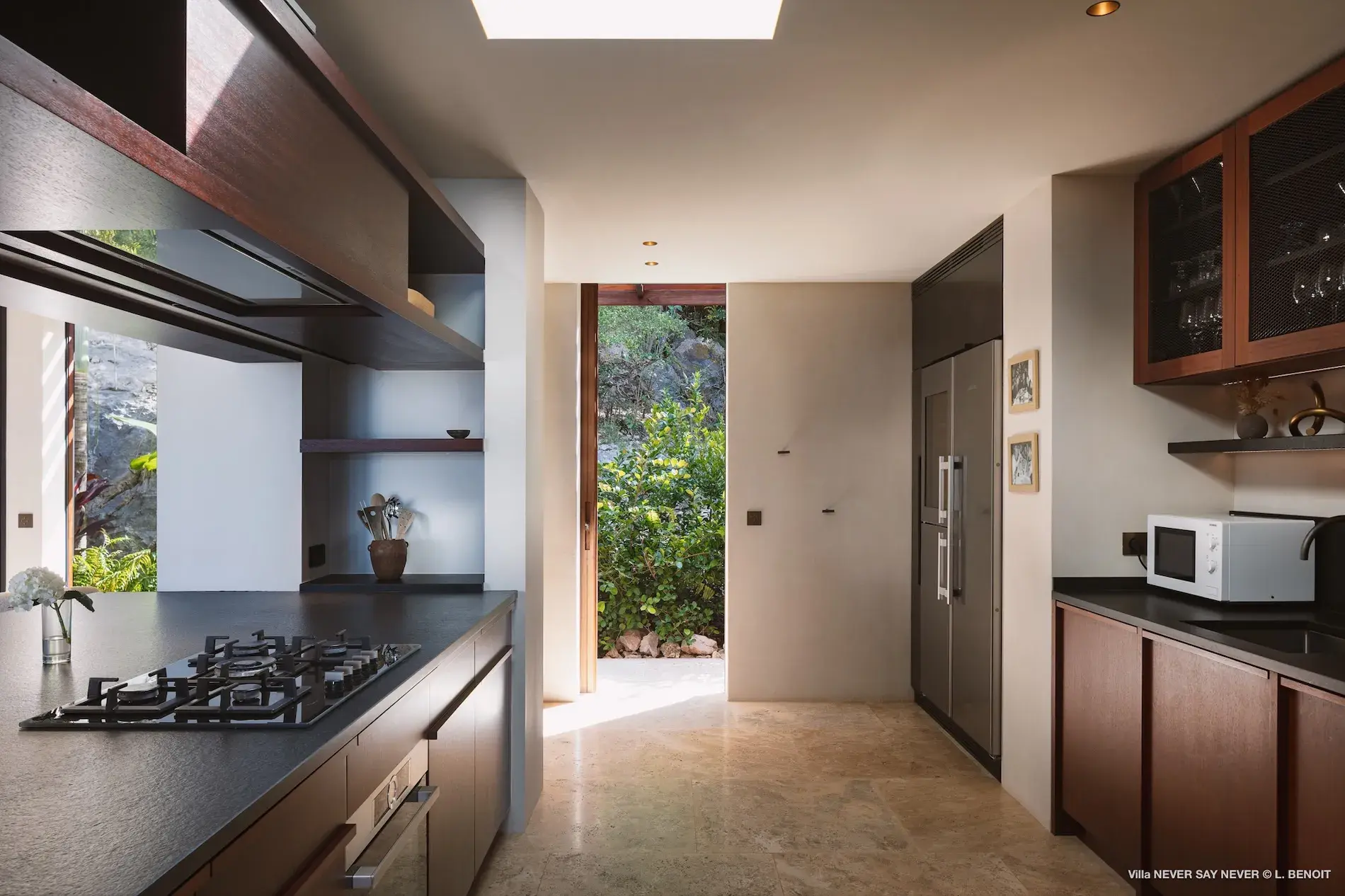 Villa Never Say Never thumb 14