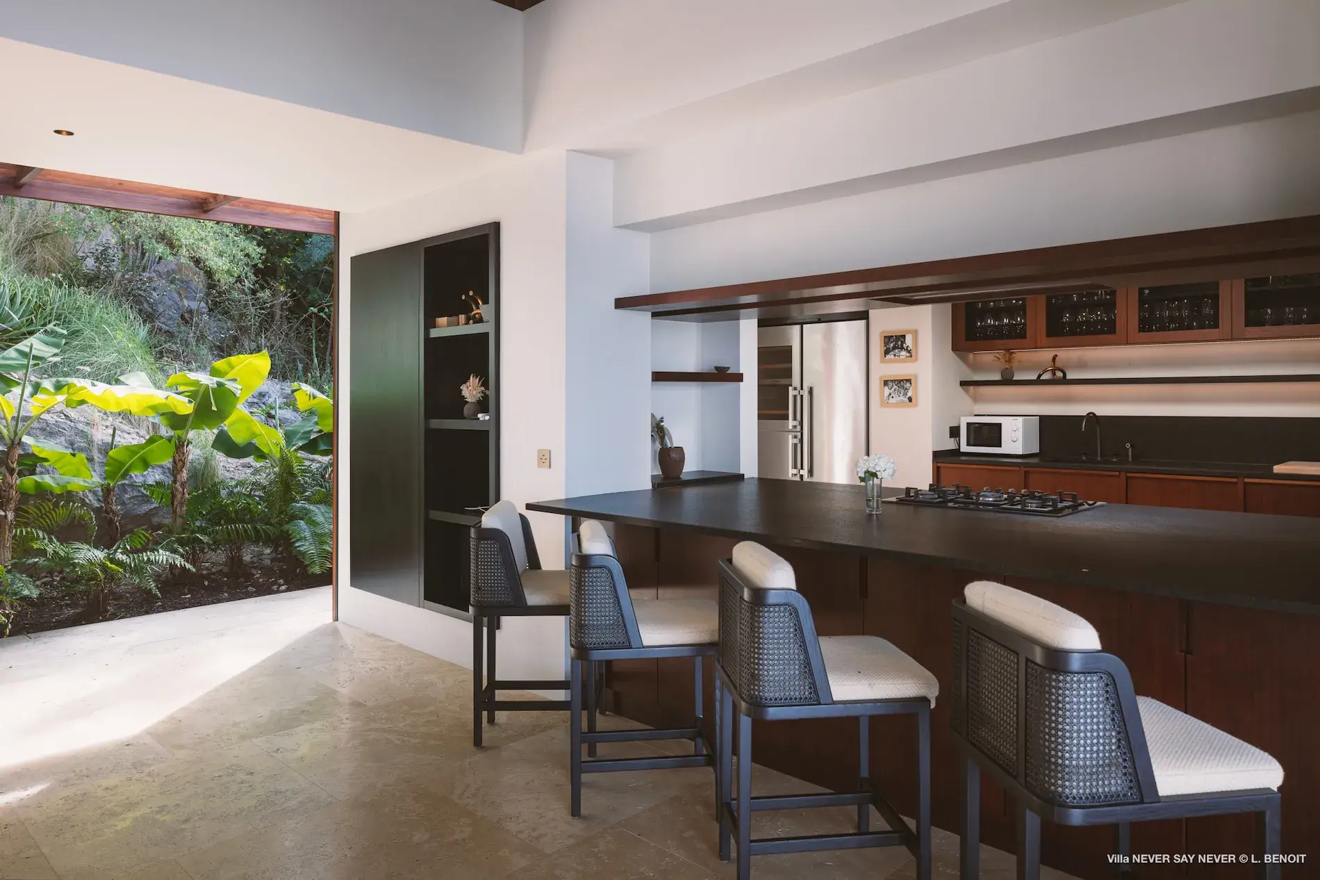 Villa Never Say Never thumb 13