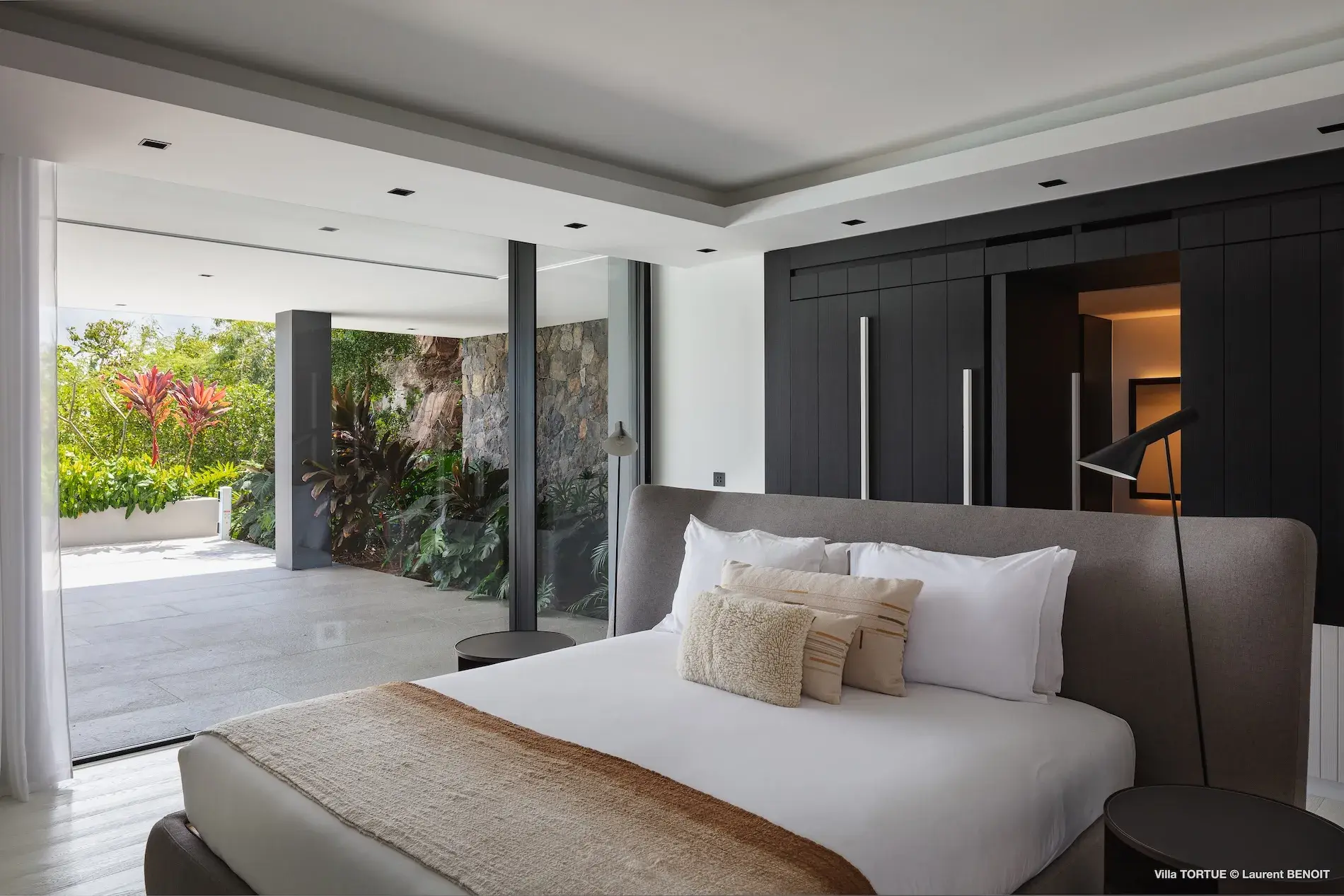 Villa Turtle thumb 25