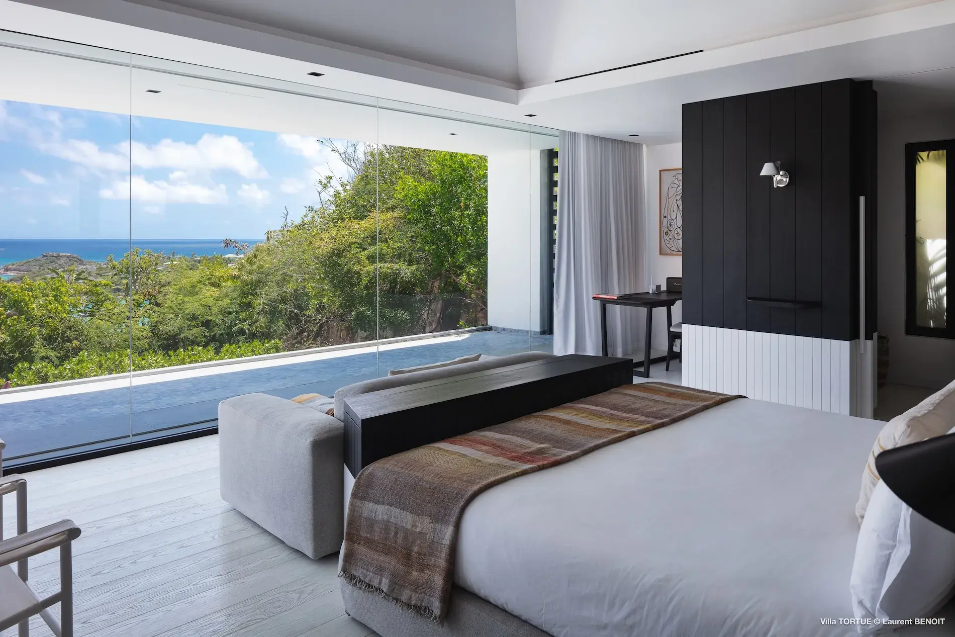 Villa Turtle thumb 20