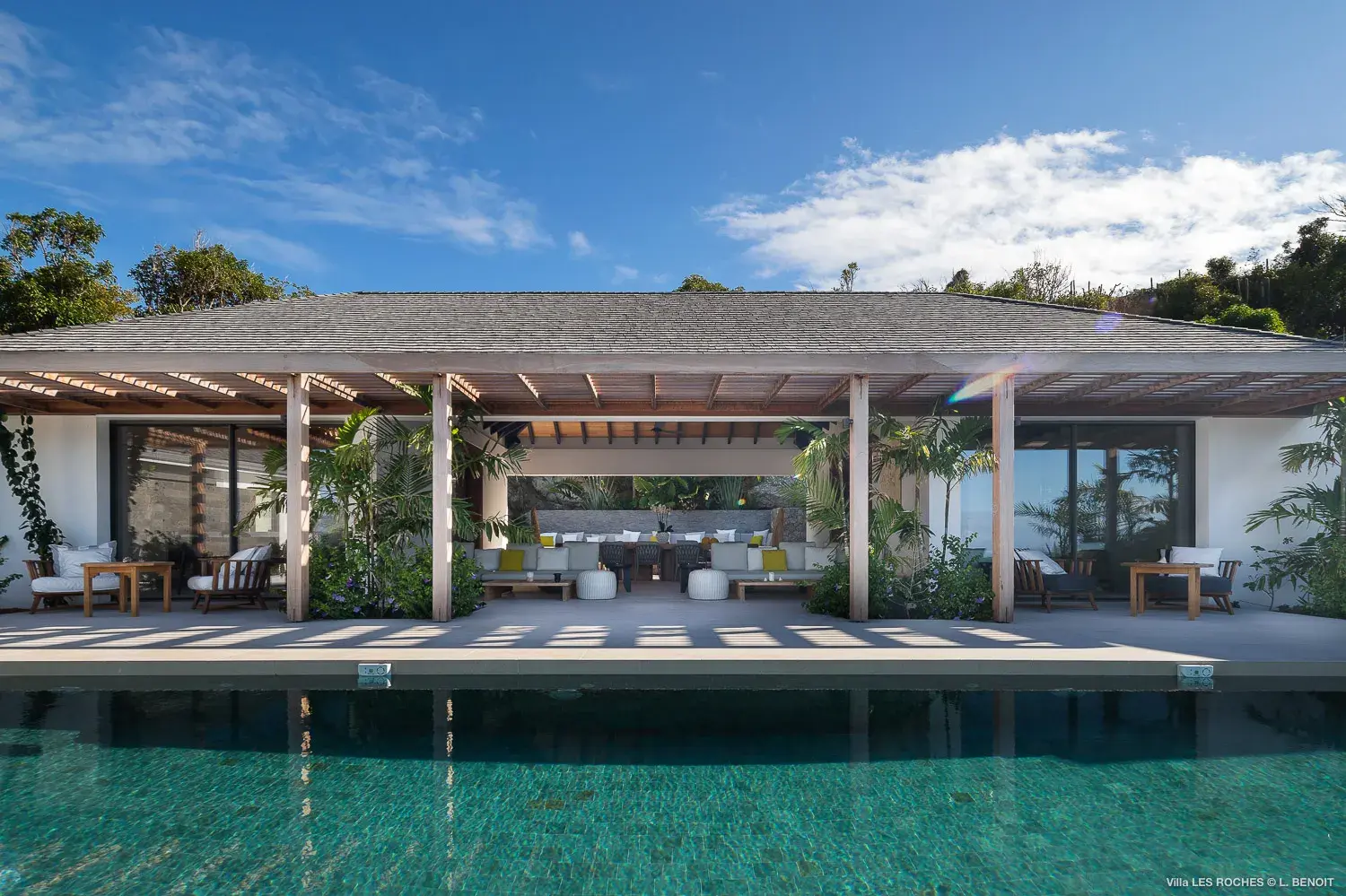 Villa Les Roches thumb 3