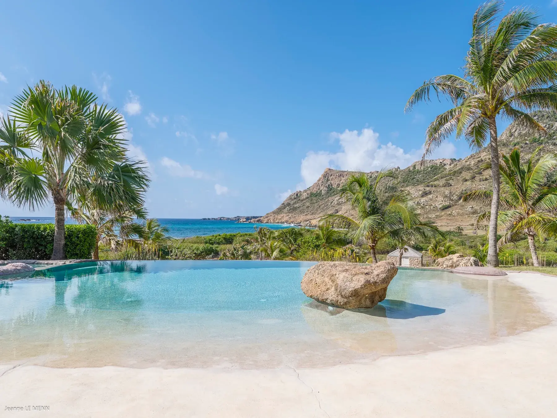 Villa La Roche dans l'Eau