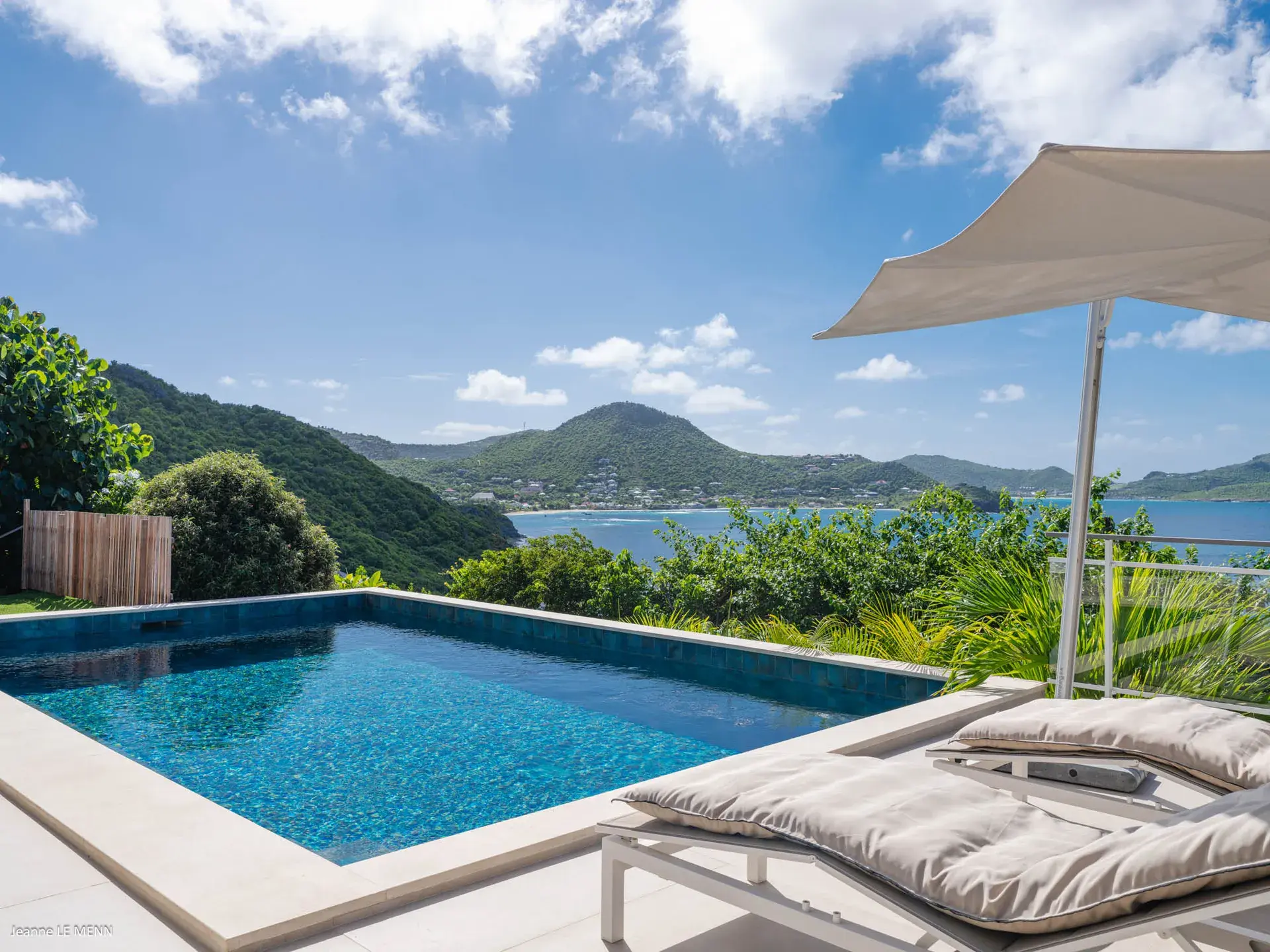 Villa Only View thumb 3