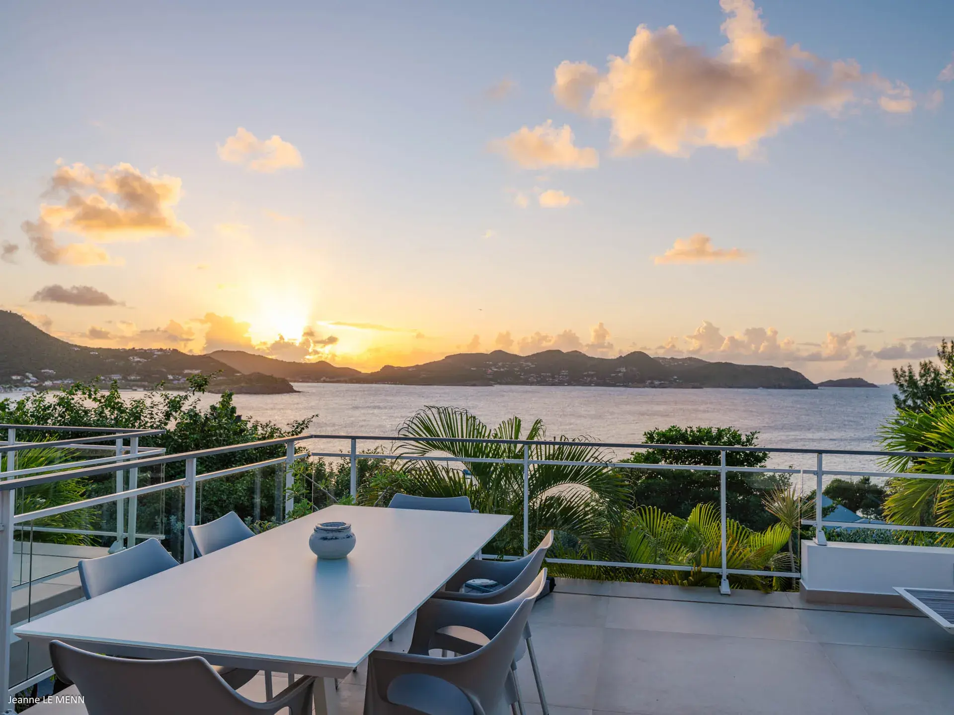 Villa Only View thumb 18