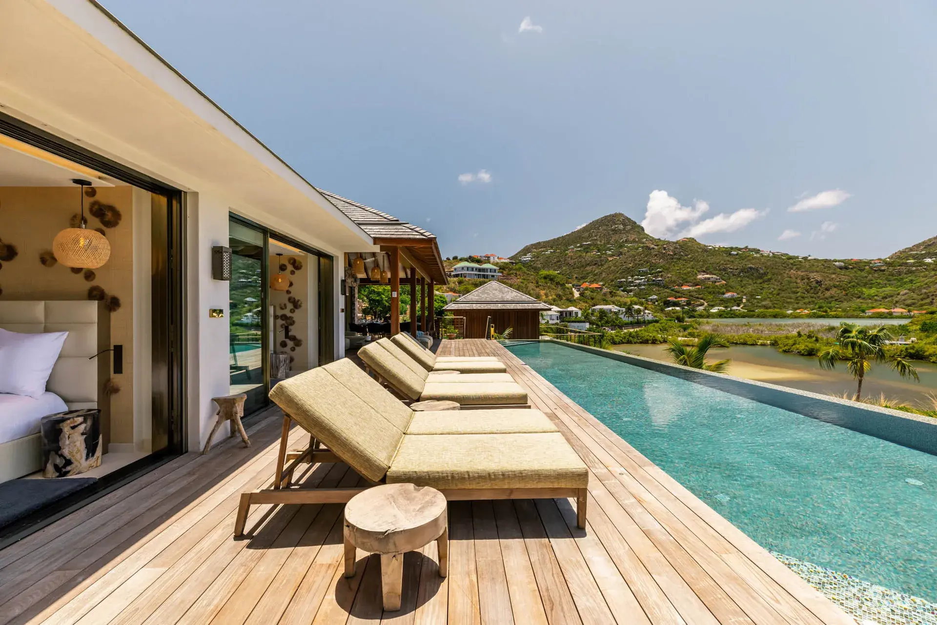 Villa Tourmaline thumb 3