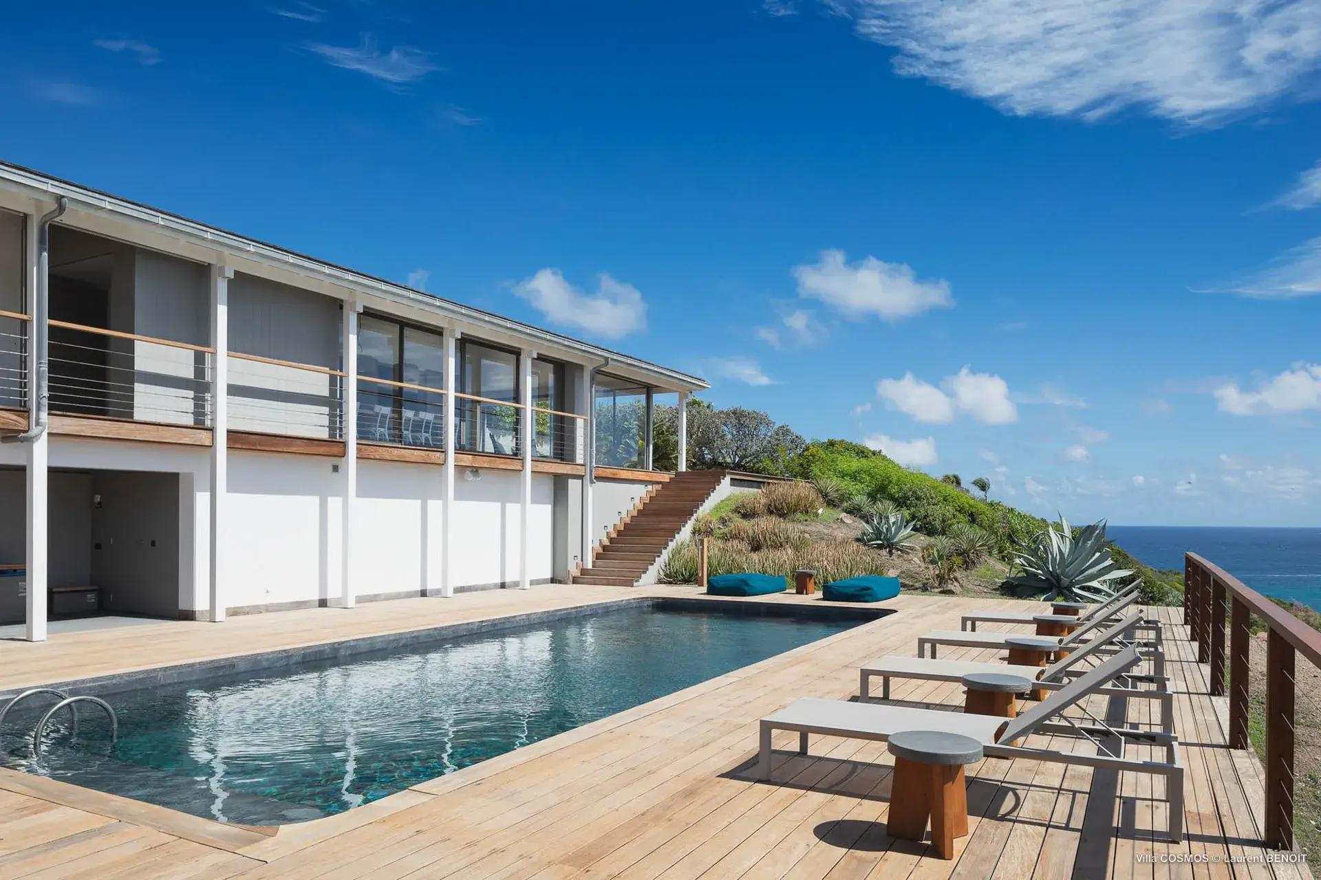 Villa Cosmos thumb 7