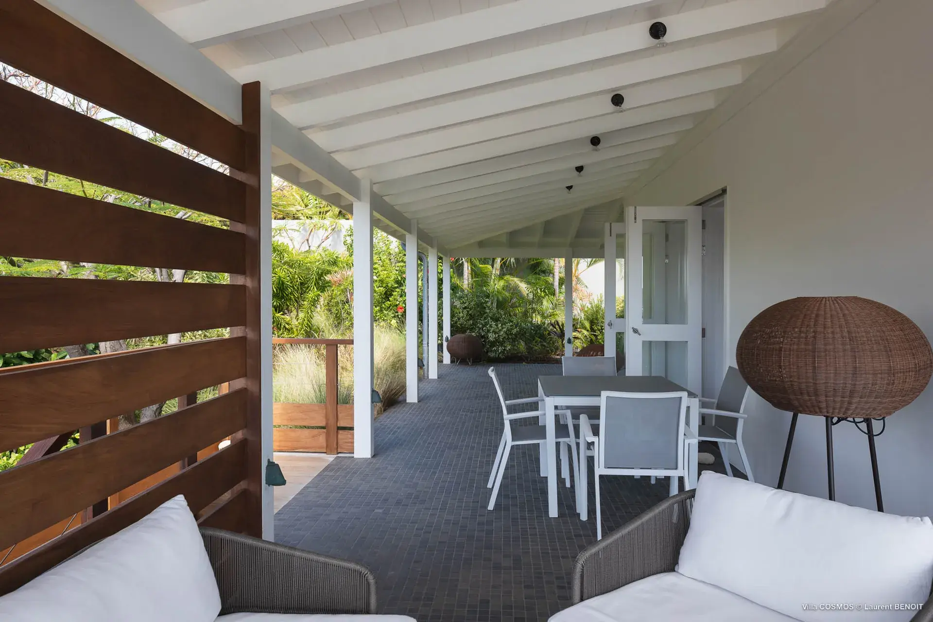 Villa Cosmos thumb 17