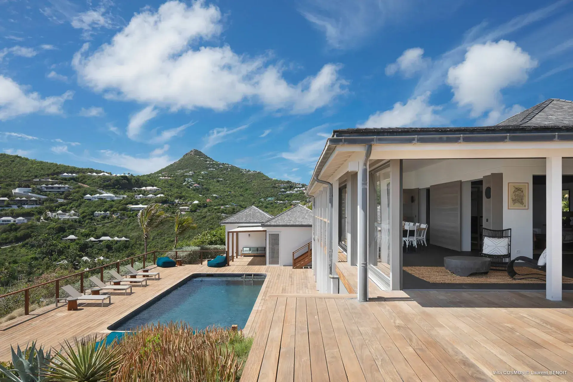 Villa Cosmos thumb 11